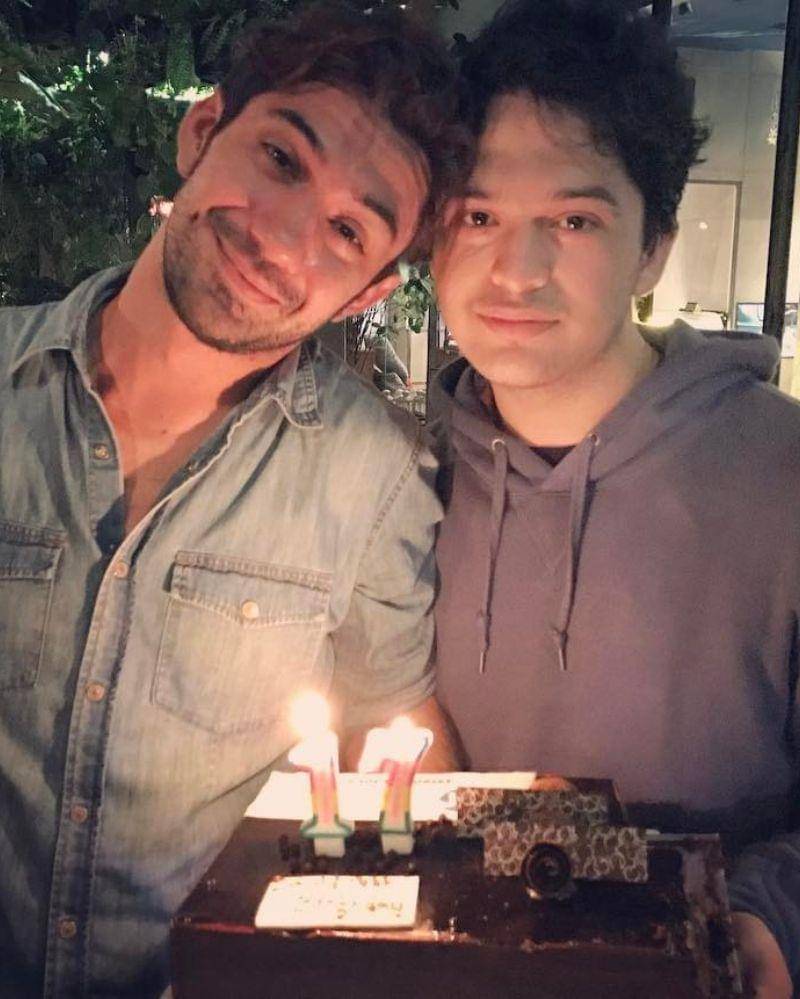 Instagram.com/officialpilarez